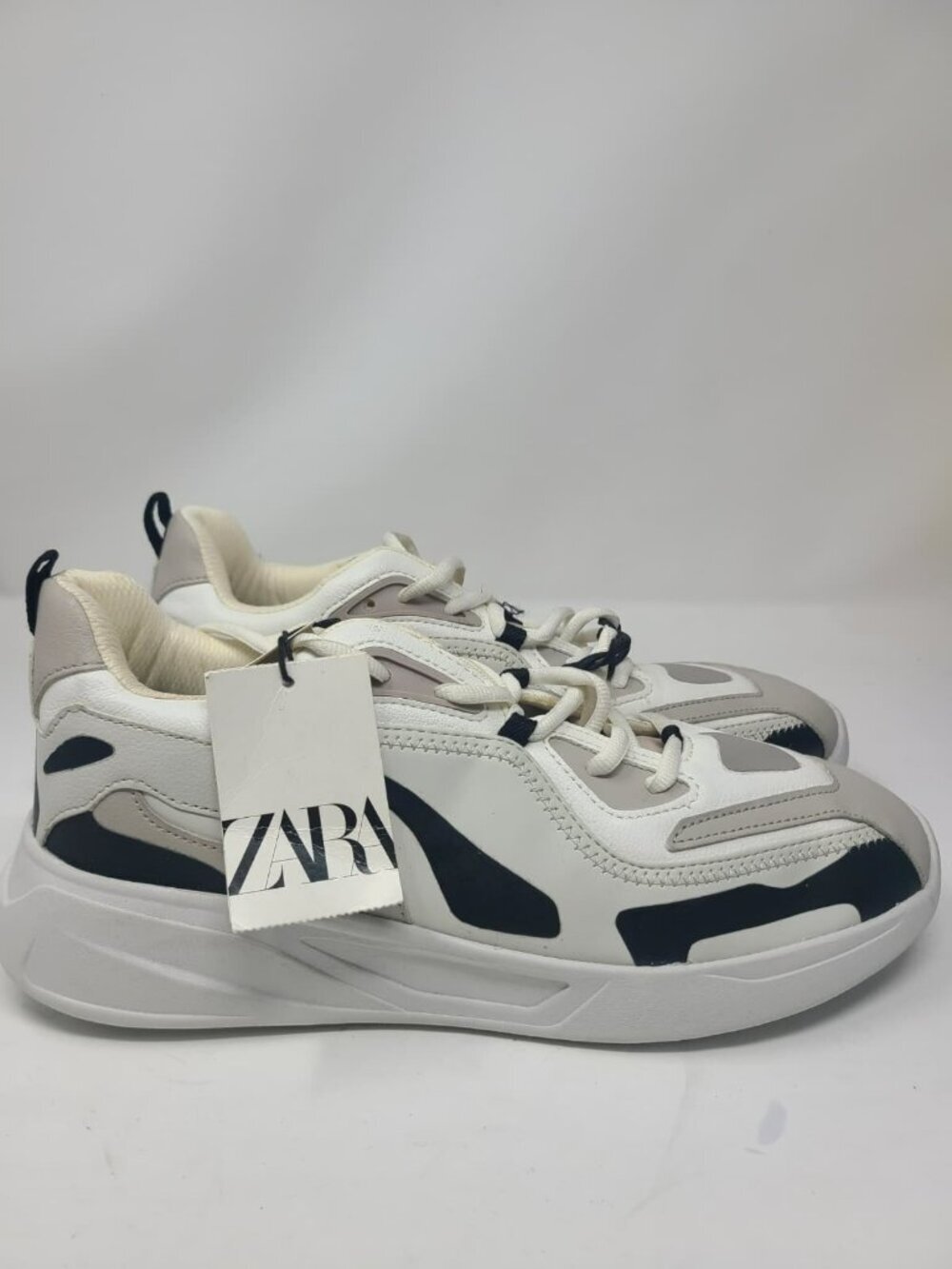 Zara Sneakers Men's Size 9 2314/920